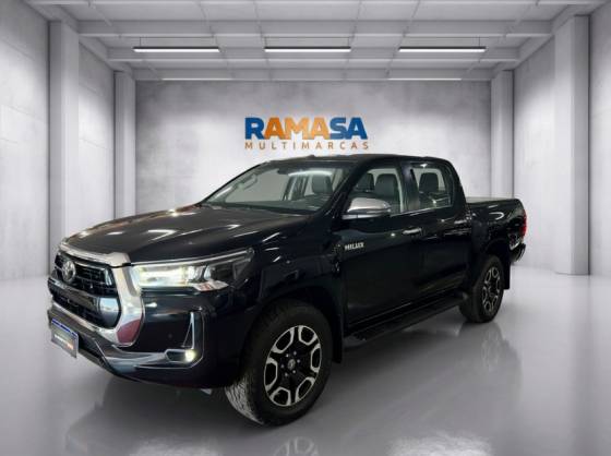TOYOTA HILUX 2.8 D-4D TURBO DIESEL CD SRX 4X4 AUTOMÁTICO TOYOTA HILUX 2.8 D-4D TURBO DIESEL CD SRX 4X4 AUTOMÁTICO